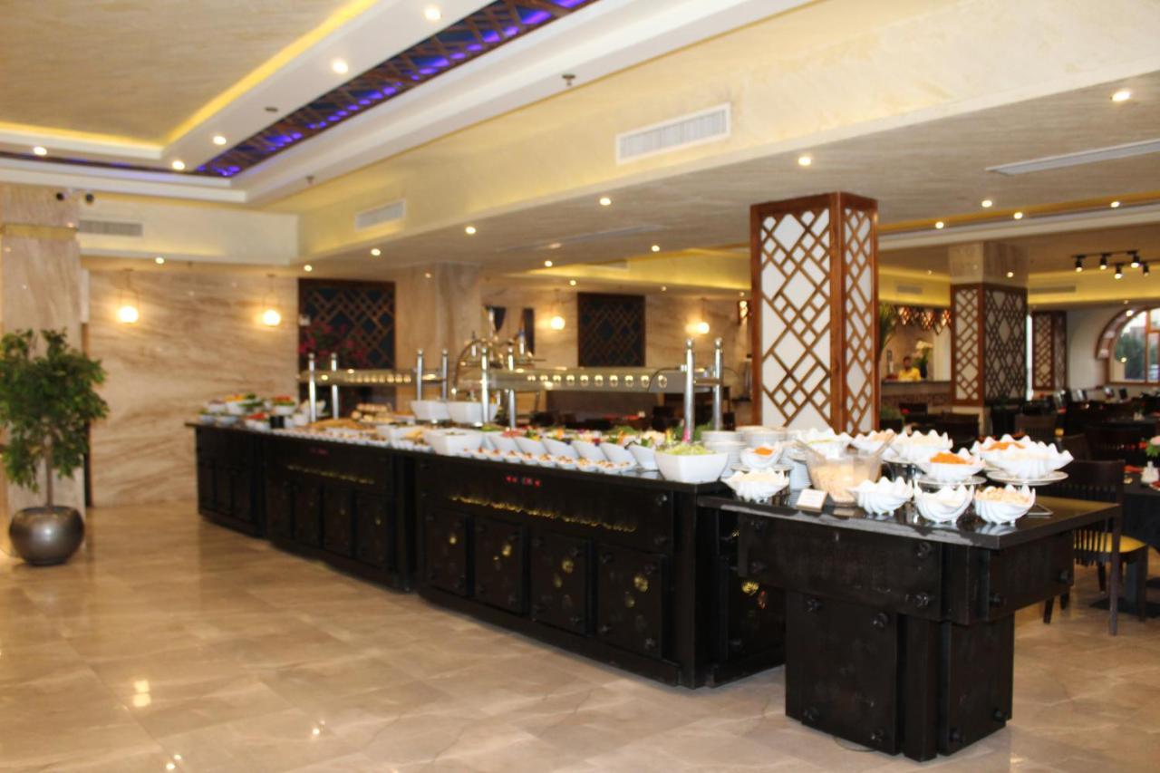 Aladdin Beach Resort Hurghada Exterior foto